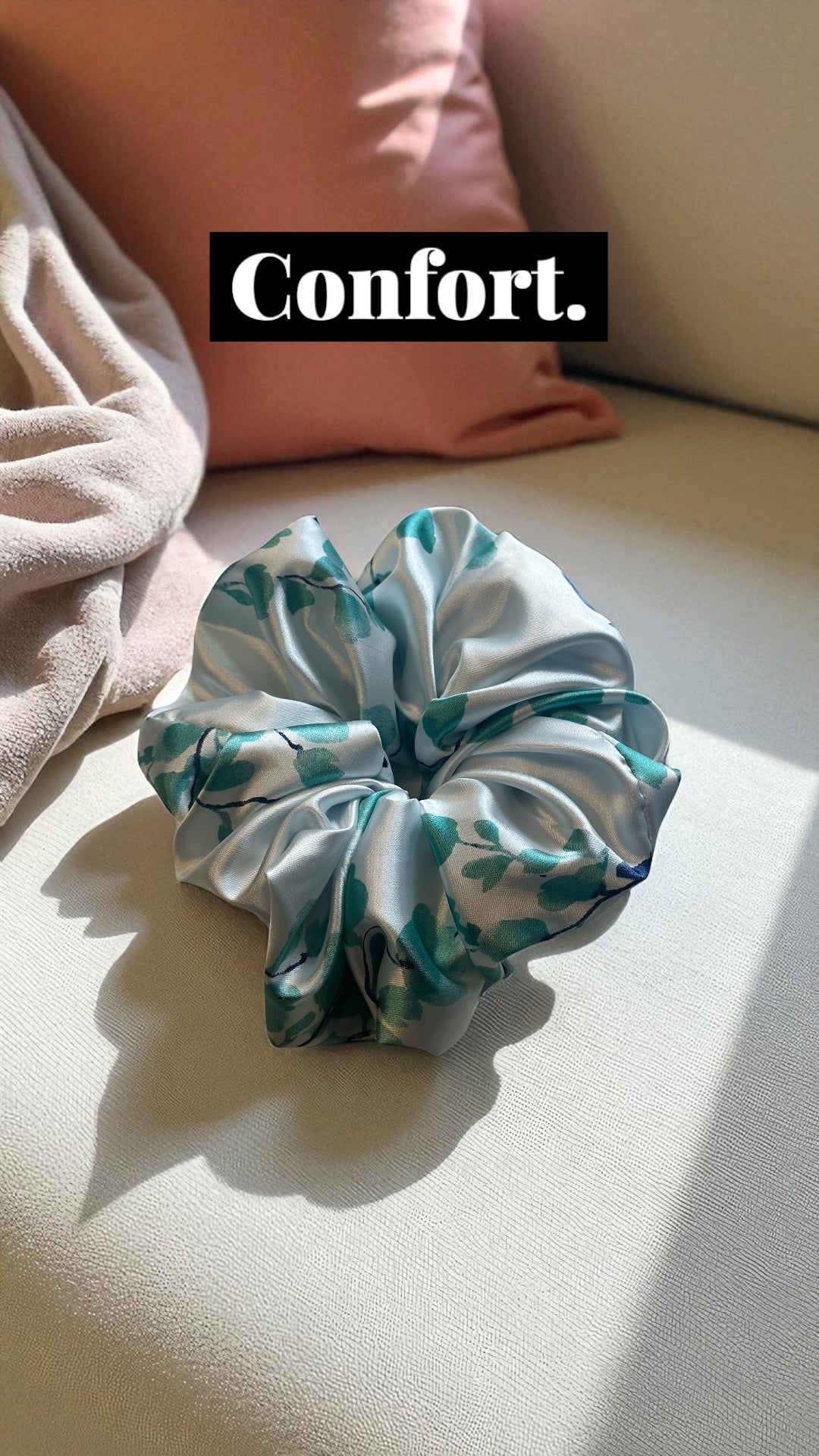 SKRÜNCHIES - Chouchou XXL Bleu Clair Coton de Soie Fleuri